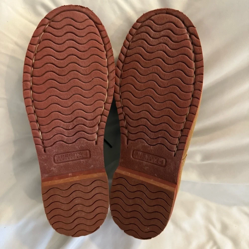Like New Sperry Tevin Boy's Suede Lace Up Dress Shoes 5 Wide Size
